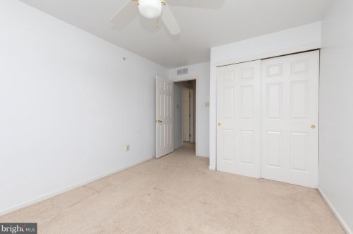 807 Dresher Woods Dr, Dresher PA  19025-1528 exterior