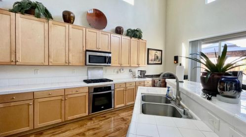 345 Scrub Oak Dr, Lathrop CA  95330-8689 exterior