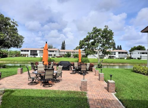 260 Bedford K, West Palm Beach, FL 33417-2232