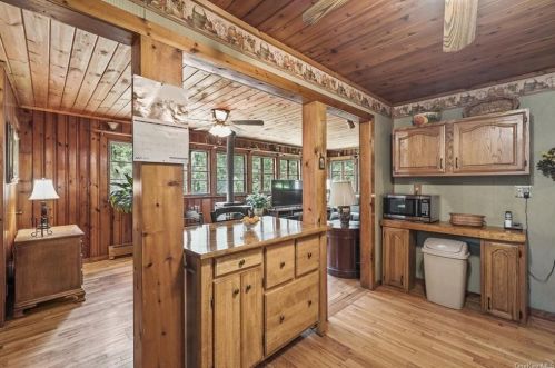 58 Van Orden Ave, Airmont NY  10901-6424 exterior