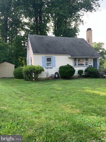 114 Newby Dr, Newtown Square, PA 19073-4321