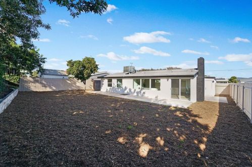 3350 Dorchester Dr, San Diego CA 92123-2641 exterior