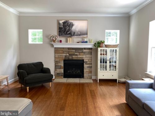 345 Phillips St, Fredericksburg VA  22405-2715 exterior