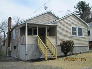 20 Chapel St, Ellenville, NY 12428-2513