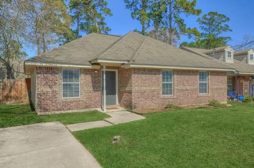 702 Springwood Dr, Conroe TX  77385-9516 exterior