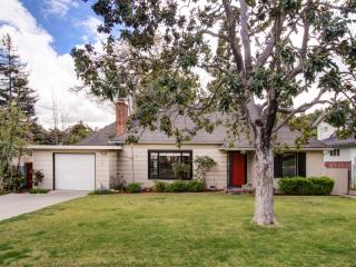 1220 Wabash St, Pasadena, CA 91103-2762