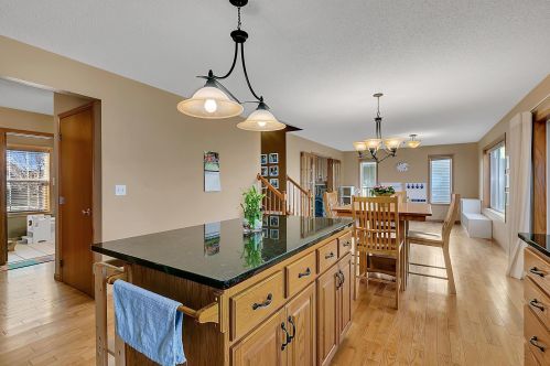 1905 Grizzly Ln, Sartell MN  56377-2070 exterior