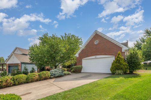 6248 Fairoaks Dr, Florence, KY 41042-2595