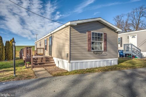 961 Rettew Ml Rd, Ephrata PA  17522-1871 exterior