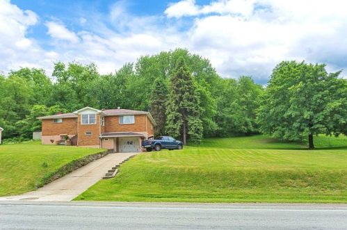 2736 Washington Blvd, Mckeesport, PA 15133-2018