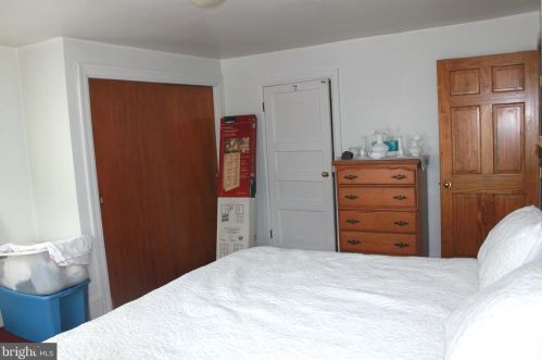 584 Main St, Barneytown PA  17052-9456 exterior