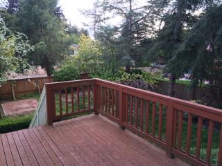 1725 211th Pl, Redmond WA  98074-4215 exterior