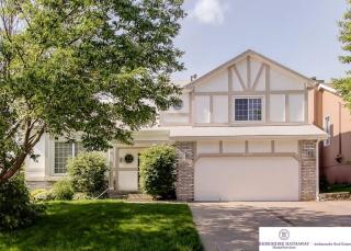 16904 Holmes Cir, Omaha, NE 68135-1443
