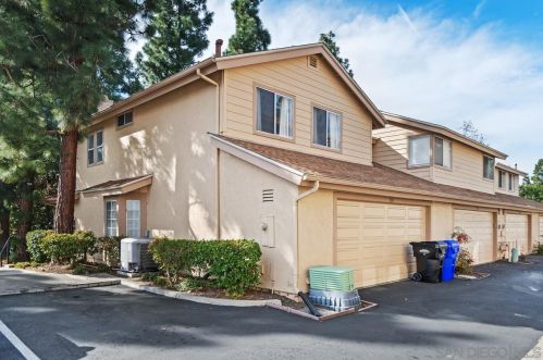 3043 Old Bridgeport Way, San Diego CA  92111-7727 exterior