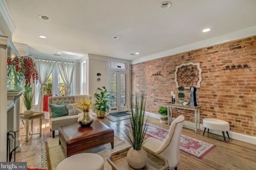 147 Thomas St, Washington DC  20001-1636 exterior