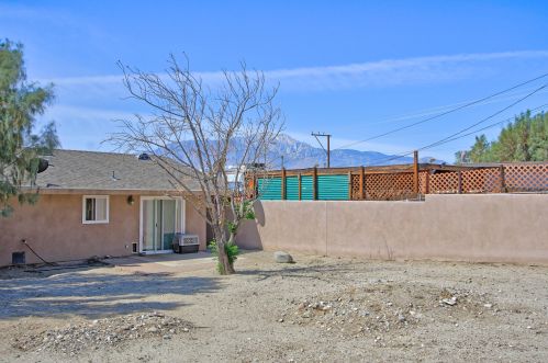 66154 6th St, Desert Hot Springs CA  92240-3170 exterior