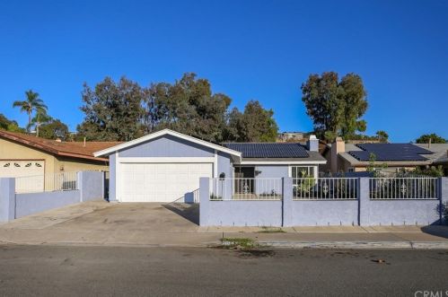 669 Arroyo Seco Dr, San Diego, CA 92114-5841