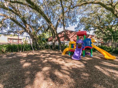 3012 35th Ter, Hollywood FL  33021-8407 exterior