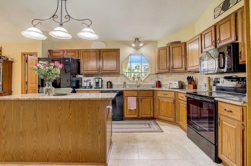 107 Pne Vly Ct, De Bary FL 32713-2302 exterior