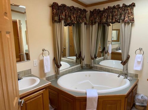 298 Berry Ln, Wisconsin Dells WI  53965-8360 exterior