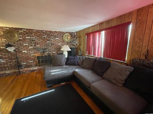 75 Root Ave, Central Islip NY  11722-4035 exterior