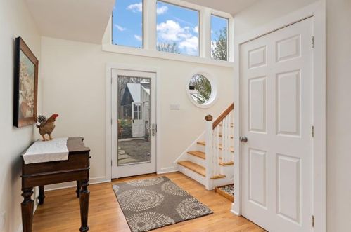 6 Edgehill Dr, Allison Park, PA 15101-1222