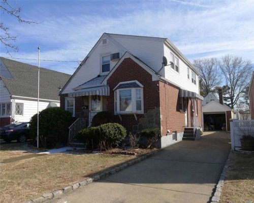 1404 Park Ave, New Hyde Park, NY 11040-4253
