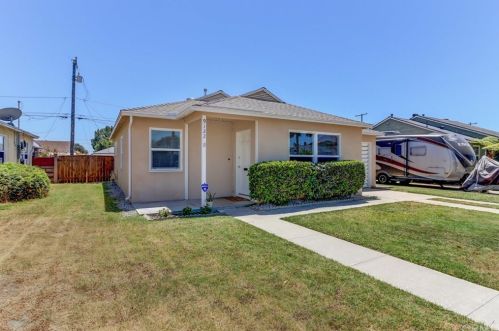 9122 Olive St, Bellflower CA  90706-4450 exterior