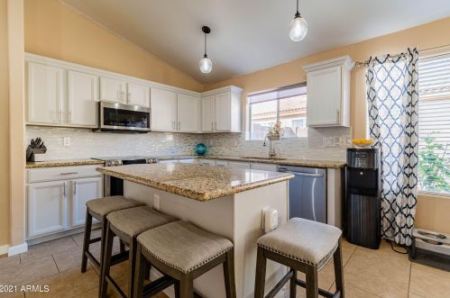 4205 Creosote Dr, Cave Creek AZ  85331-3813 exterior