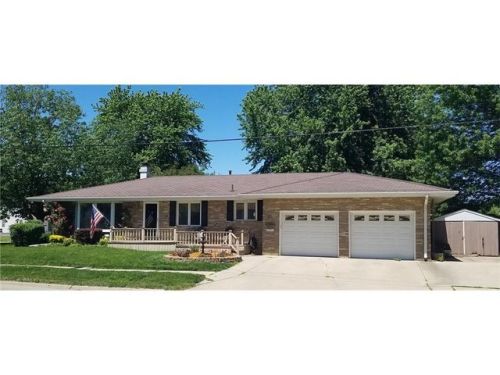 1002 8th Ave, Lambs Grove, IA 50208-4964