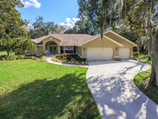 18526 Cedarbrook Ct, Port Richey, FL 34667-8411