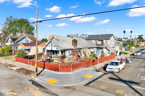 2842 Gunn St, San Diego, CA 92104-3539