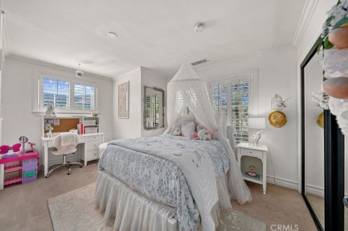 41664 Camino Del Vino, Temecula CA  92592-8439 exterior