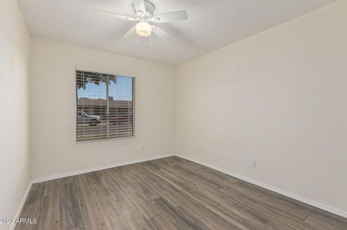 4428 Turquoise Ave, Glendale AZ 85302-1149 exterior