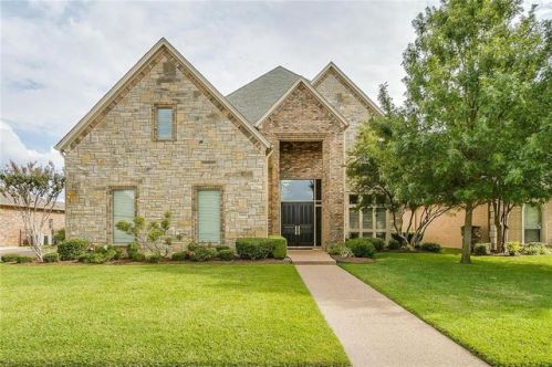 13852 Riviera Dr, Burleson, TX 76028-3272