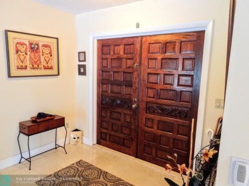 21109 Escondido Way, Boca Raton, FL 33433-2534