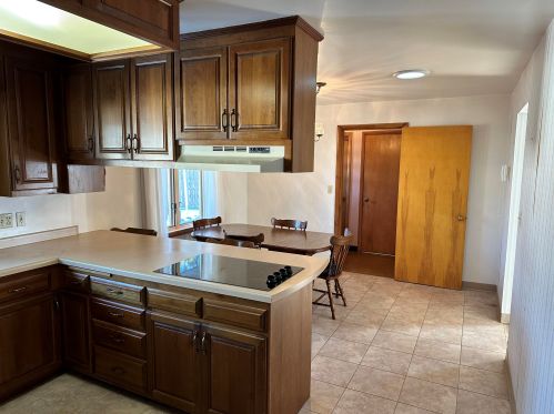 2322 39th St, Two Rivers, WI 54241-1421