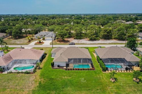 175 Fairway Rd, Placida FL  33947-2019 exterior