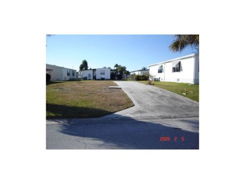 826 Thrush Cir, Sebastian, FL 32976-7527