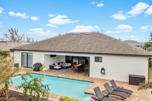 2532 17th Pl, Cape Coral, FL 33914-4011
