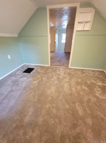 82 Ridgewood Ave, Middletown NY  10940-3415 exterior