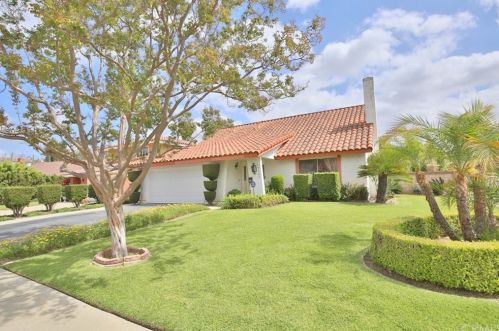 19702 Heathridge Cir, Walnut, CA 91789-3428
