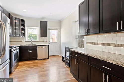 2225 Catharine St, Philadelphia PA  19146-1703 exterior