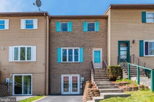 9 Conley Ln, Etters PA  17319-9015 exterior