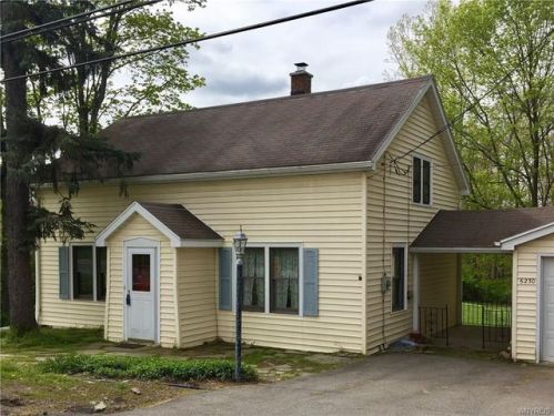 6230 Seneca St, Elma, NY 14059-9035
