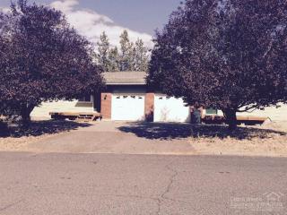 416 4th St, Bend, OR 97701-4952