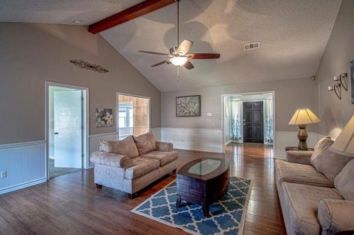 3118 Encino Dr, Dallas TX  75228-2370 exterior