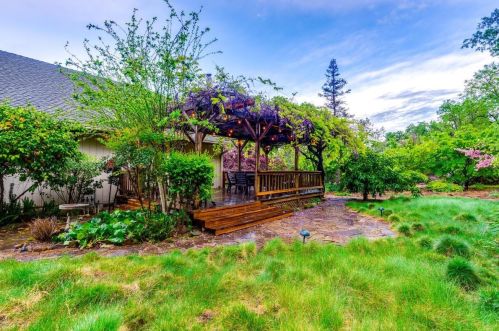 1325 Desmond Ln, Newcastle CA  95658-9683 exterior
