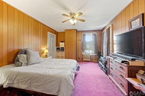 86 Freeman St, Woodbridge NJ  07095-3435 exterior