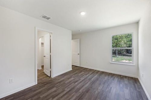 2208 Sayle St, Greenville TX  75401-3138 exterior